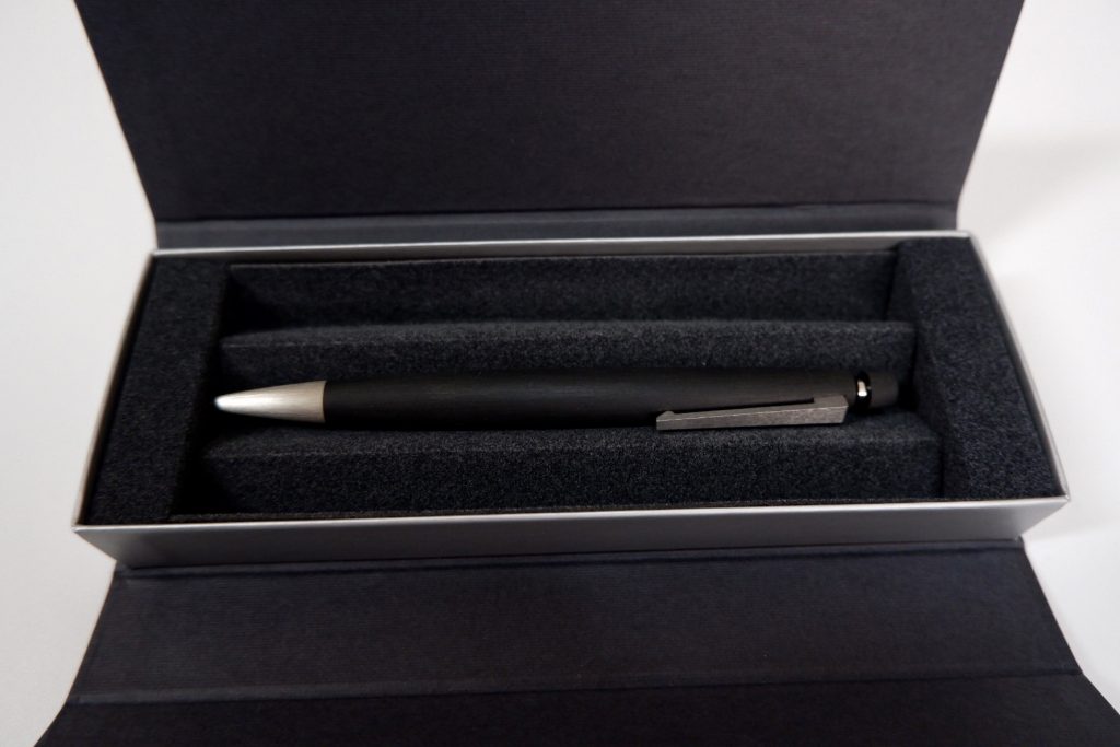 書く＝楽しい。最高の1本】LAMY(ラミー)2000シャープペンシルを使った